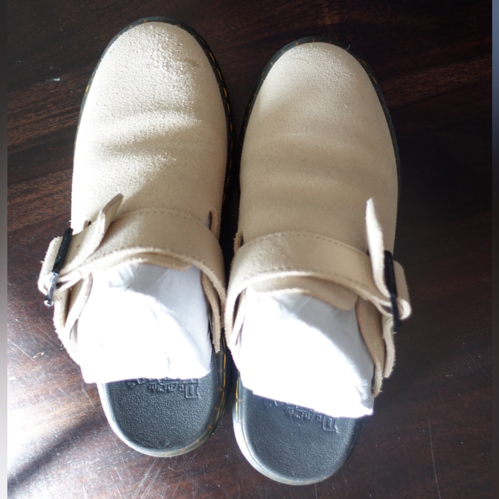 Dr. Martens Warm Sand Suede Carlson Clog